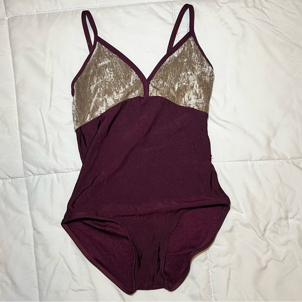 Yumiko Leotard